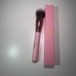 Blush and cream blush applicator